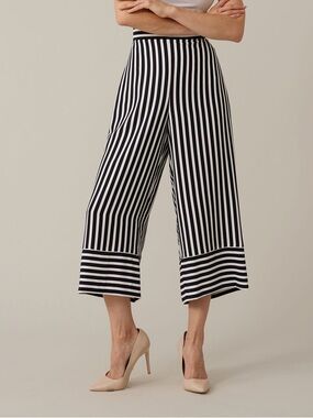 Joseph Ribkoff Midnight Navy Striped Wide Leg Culotte Pants Size 6 Style 221341